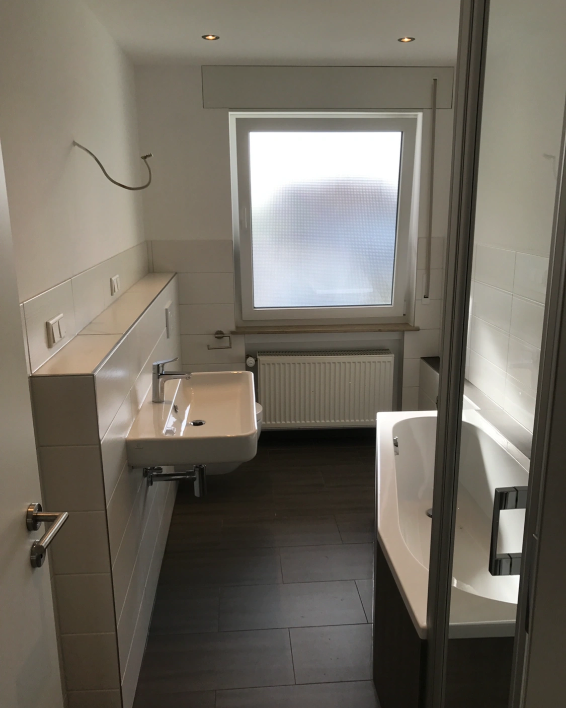 Modernes Badezimmer
