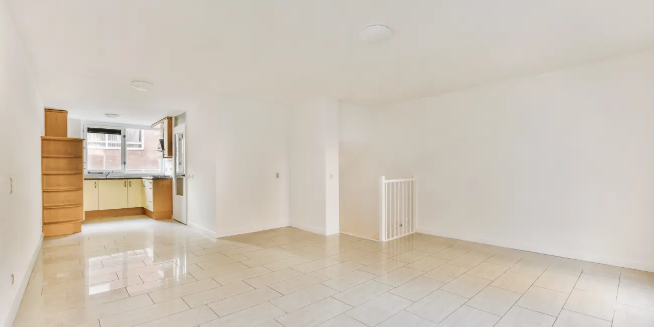 bright-empty-modern-home-interior-with-kitchen
